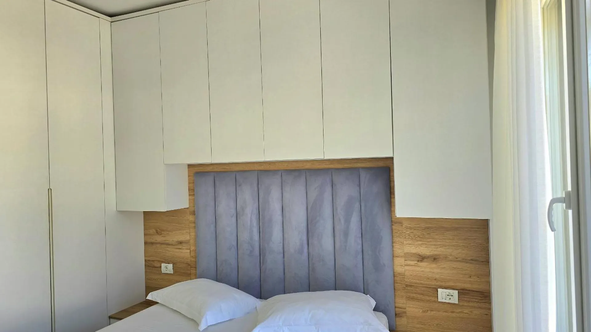 Sunny Beach Apartments - 162 Durres