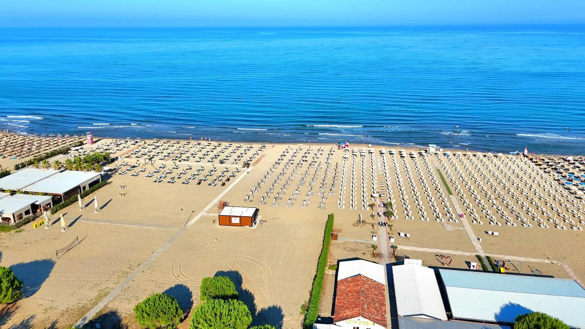 Sunny Beach Apartments - 162 Durrës