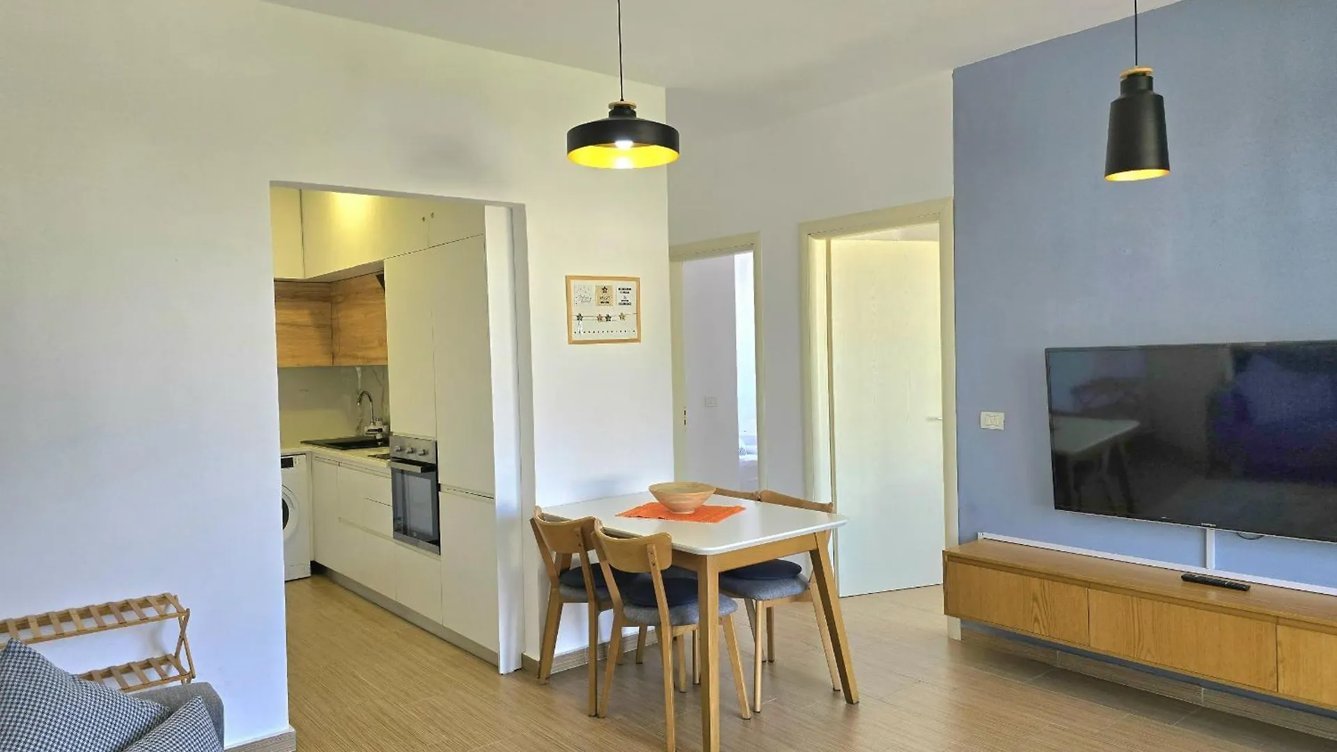 Sunny Beach Apartments - 162 Durrës 0*,